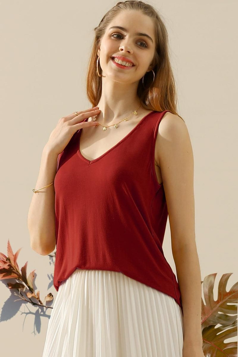 Ninexis Full Size V-Neck Curved Hem Women Tank