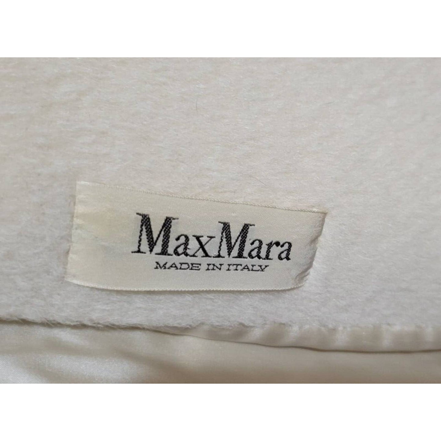 (Used) Max Mara Women’s Wool Coat Size L/XL - Made in Italy