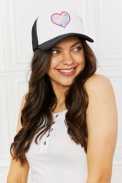 Fame Falling For You Trucker Women Hat in Black - Zara-Craft