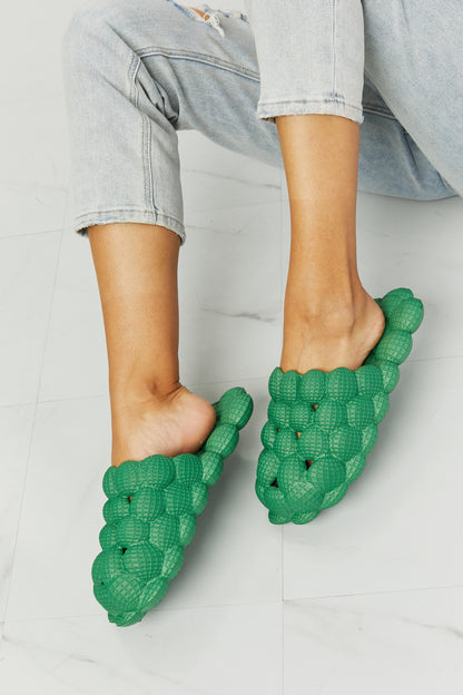 NOOK JOI Laid Back Bubble Women Slides in Green