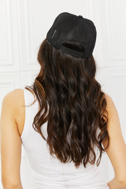 Fame Falling For You Trucker Women Hat in Black - Zara-Craft