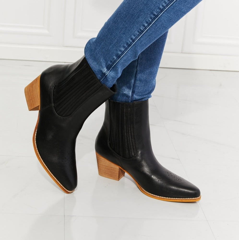 MMShoes Love the Journey Stacked Heel Chelsea Women Boot in Black - Zara-Craft