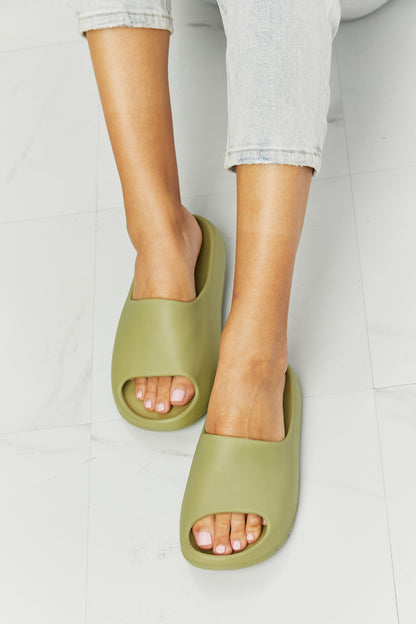 NOOK JOI In My Comfort Zone Women Slides in Green