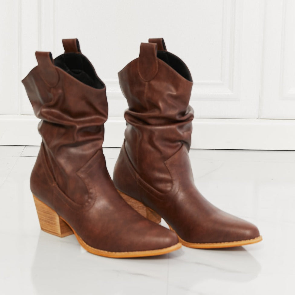 MMShoes Better in Texas Scrunch Cowboy Women Boots in Brown