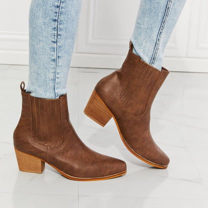 MMShoes Love the Journey Stacked Heel Chelsea Women Boot in Chestnut