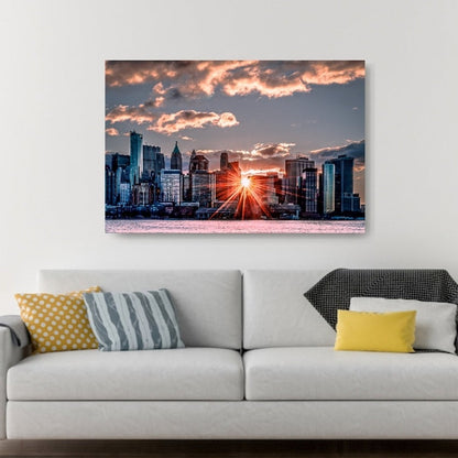 High-Quality Canvas Print - Sunrise Over Manhatten - Zara-Craft