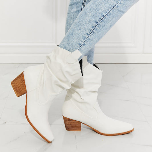 MMShoes Better in Texas Scrunch Cowboy Women Boots in White