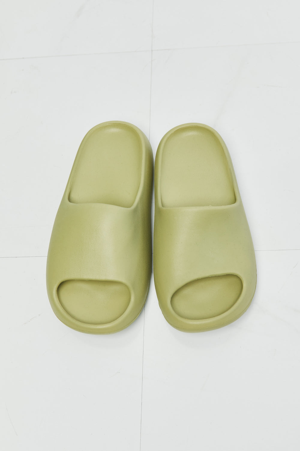 NOOK JOI In My Comfort Zone Women Slides in Green