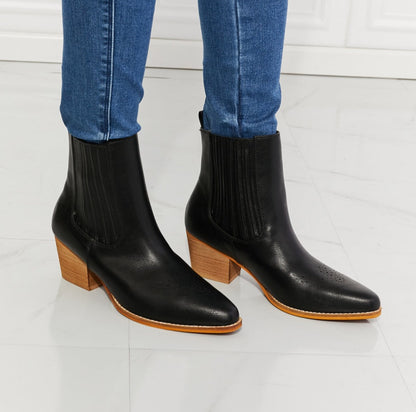 MMShoes Love the Journey Stacked Heel Chelsea Women Boot in Black - Zara-Craft