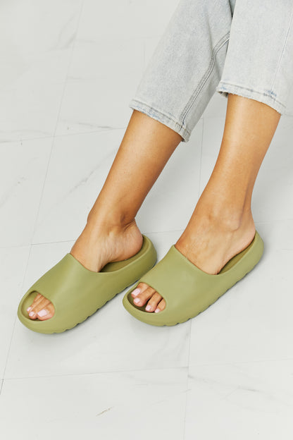 NOOK JOI In My Comfort Zone Women Slides in Green