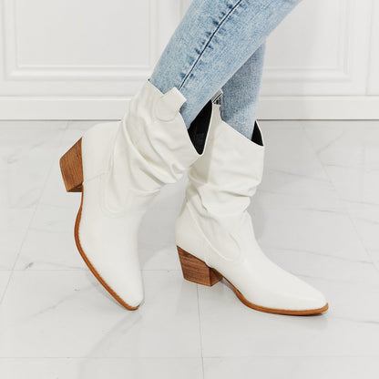 MMShoes Better in Texas Scrunch Cowboy Women Boots in White