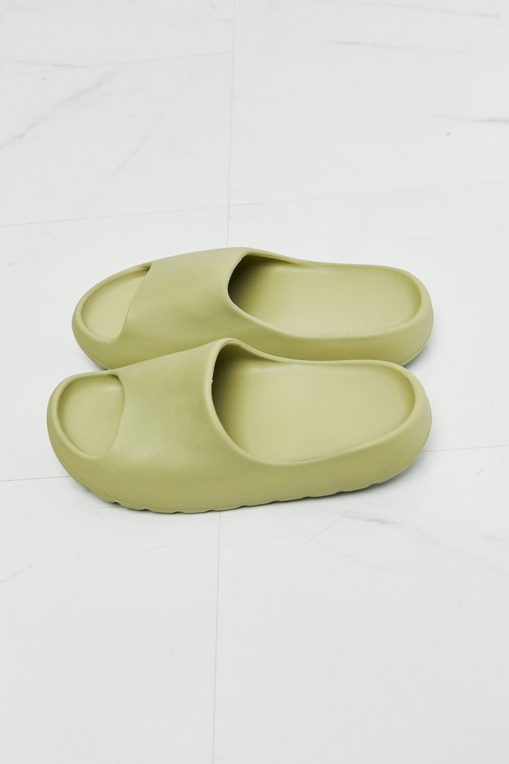 NOOK JOI In My Comfort Zone Women Slides in Green