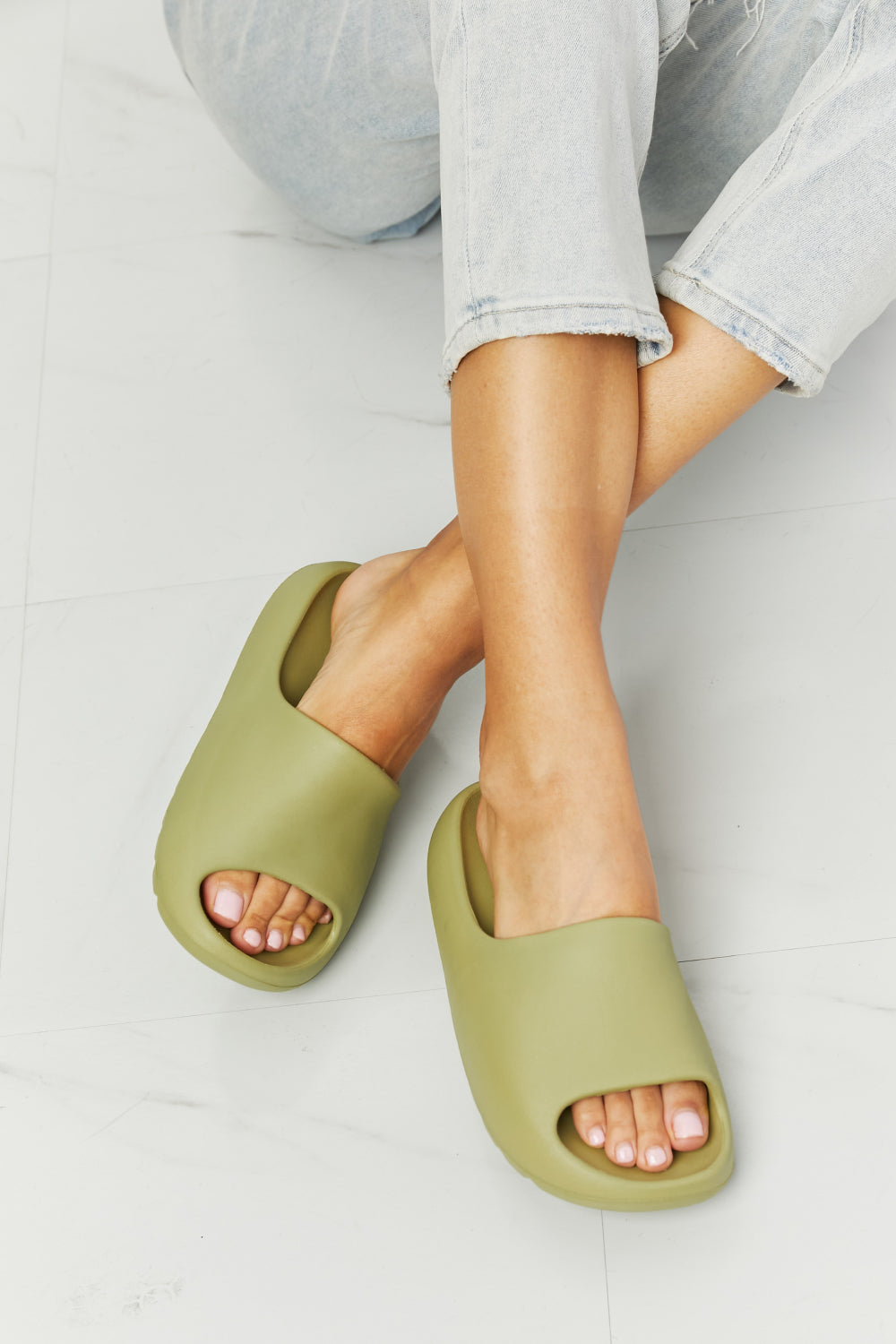 NOOK JOI In My Comfort Zone Women Slides in Green